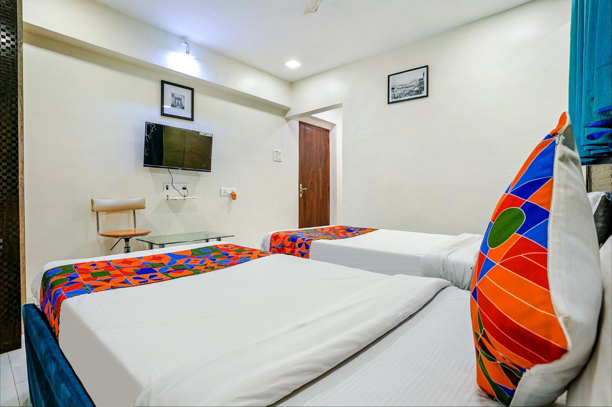 Hotel Bindra Elite Mumbai Exterior photo