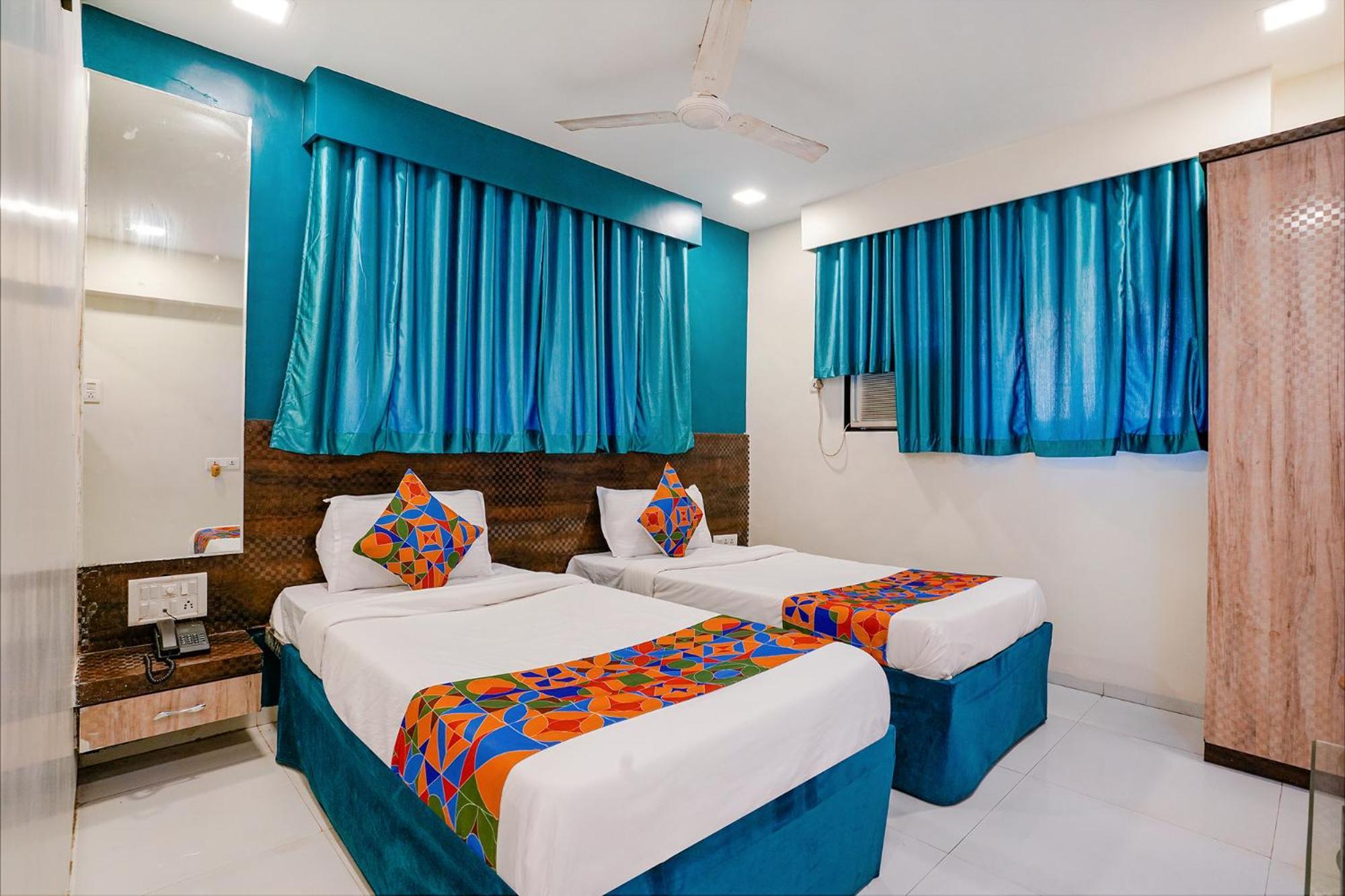Hotel Bindra Elite Mumbai Exterior photo