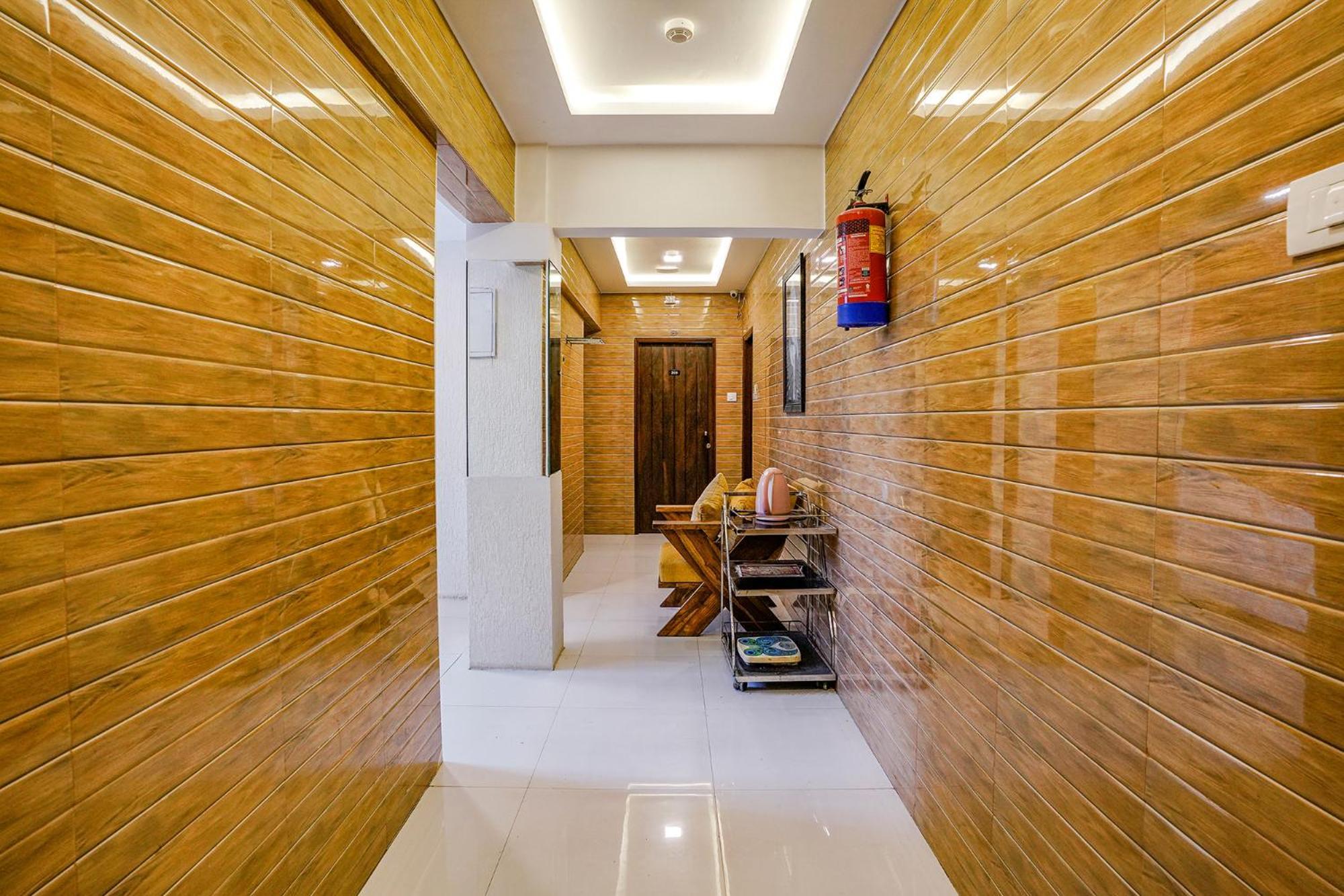 Hotel Bindra Elite Mumbai Exterior photo
